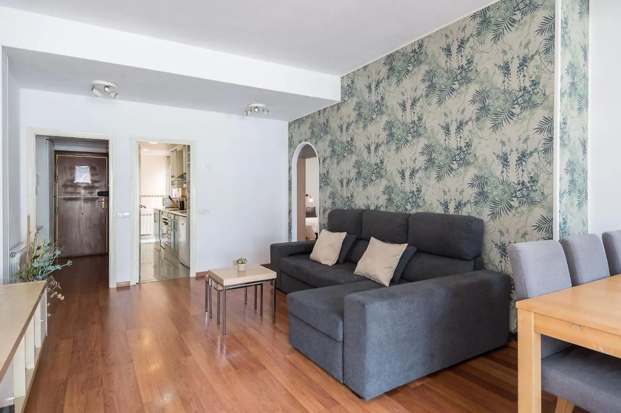 Apartment With Terrace A Step Away From Montjuic Barcelona