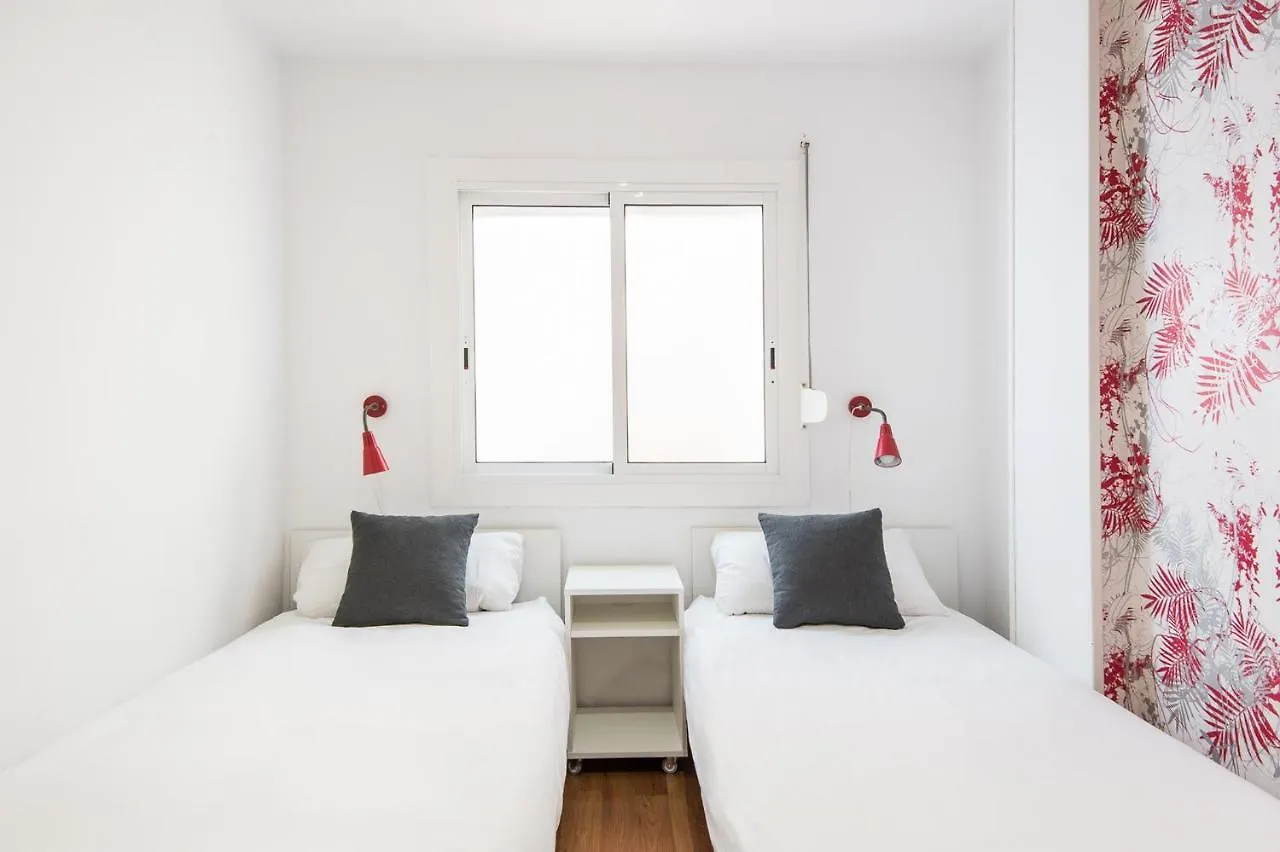 Apartment With Terrace A Step Away From Montjuic バルセロナ スペイン